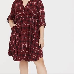 Torrid used front button plaid dress with pockets!